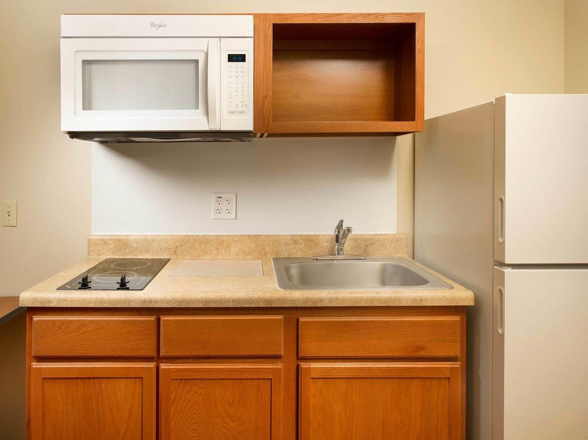 Extended Stay America Select Suites - Oklahoma City - West Екстер'єр фото
